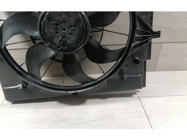 Вентилятор радиатора     A4479060212    Mercedes-Benz Vito Viano W447 