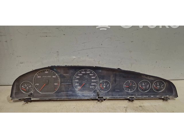 Přístrojová deska  Audi A6 S6 C4 4A 1996 88311219  