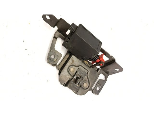Zámek zadních dveří 51247057364   BMW 3 E46 2003