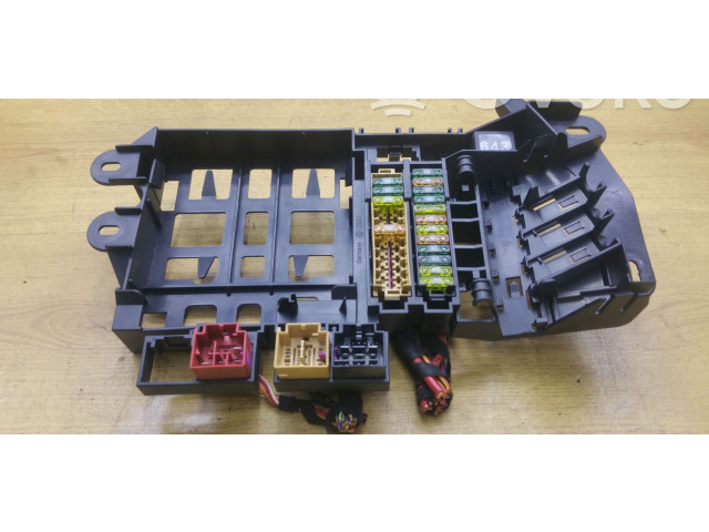   Pojistková skříňka 4F0971845A   Audi A6 Allroad C6 2008