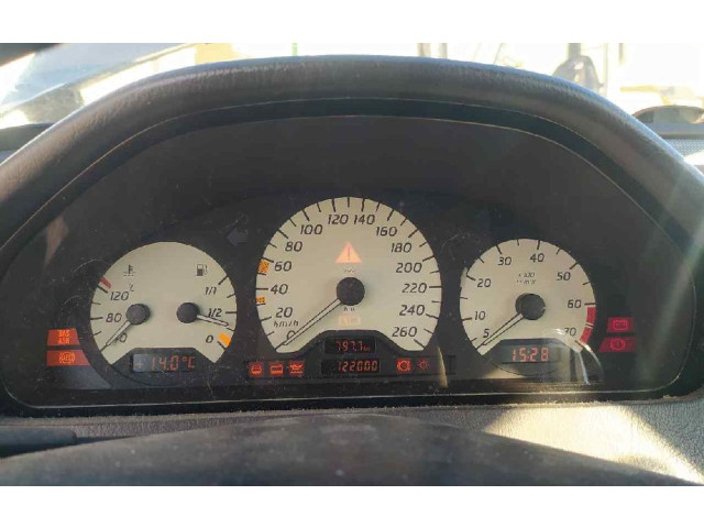 Панель приборов A2025404248   Mercedes-Benz C W202       