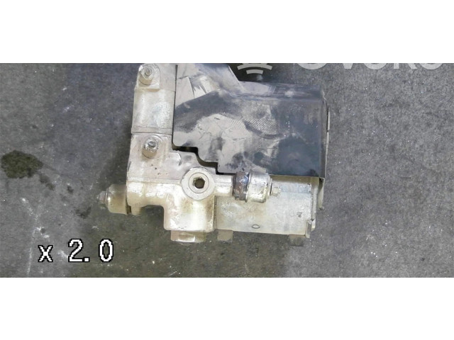 Jednotka ABS 0265200043   Mercede-Benz S W126 1989
