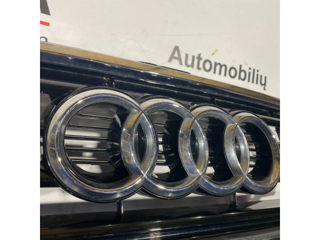 Верхняя решётка Audi A1 2010-2018 года 8XA853651B, 8XA853651C      