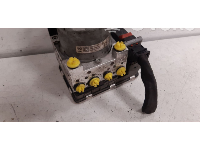 Блок АБС 5Q0614517EE, 5Q0614517EEBEF   Audi  Q2 -   -  года