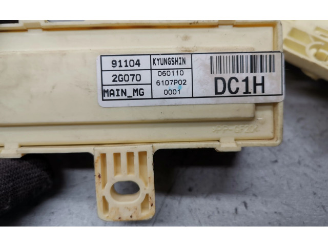 Блок предохранителей 911042G070, 919502G200   KIA Magentis    