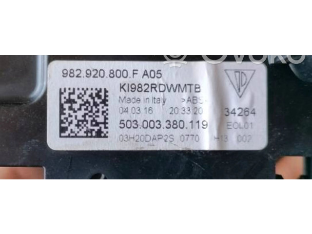 Přístrojová deska  Porsche Cayman 982 2016 982920800F  