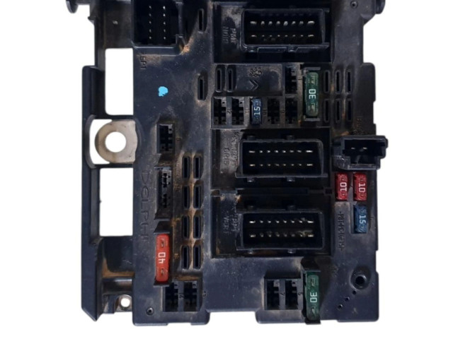 Zpětné zrcátko  Peugeot 406   9646405280  