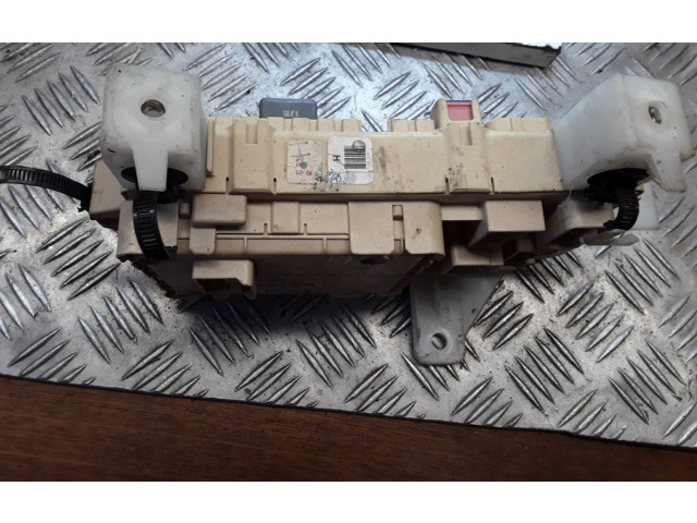   Pojistková skříňka 892210F010, 4171813876   Toyota Corolla E140 E150 2009