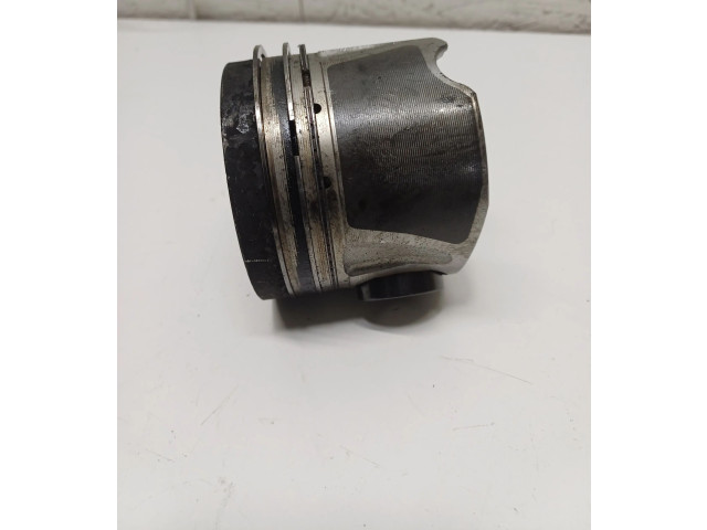 Píst 0832GA   Audi A7 S7 4K8  pro naftový motor 3.0  