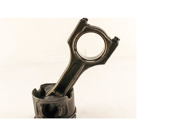 Píst 0840BB   BMW 1 E81 E87  pro naftový motor 2.0  