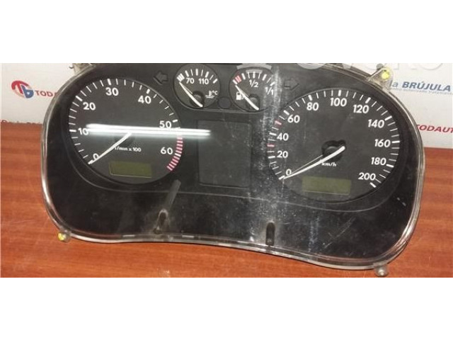 Панель приборов 53923266   Volkswagen Polo III 6N 6N2 6NF       