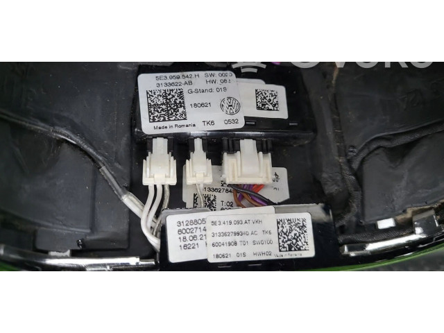 Руль Skoda Octavia Mk4  2019 -  года 5e3959542h, 5E3959542H      