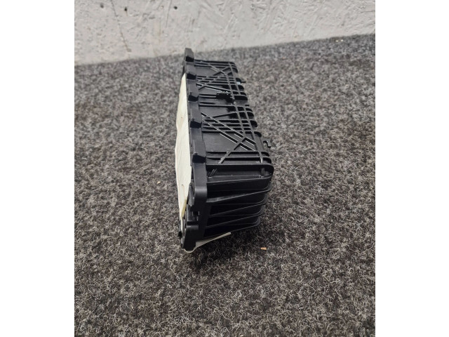 Подушка безопасности для колен 6804063   BMW i4