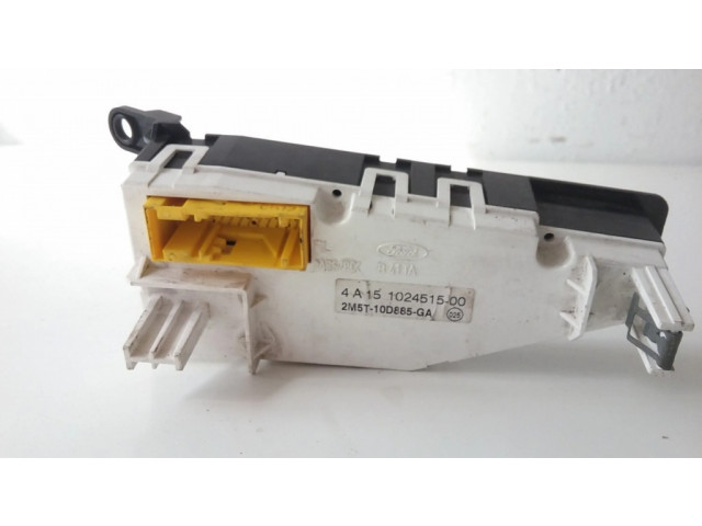 Дисплей    2M5T10D885GA, 102451500   Ford Focus