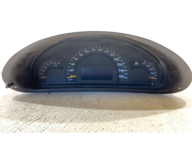 Přístrojová deska  Mercedes-Benz C W203 2000 A2035400711  