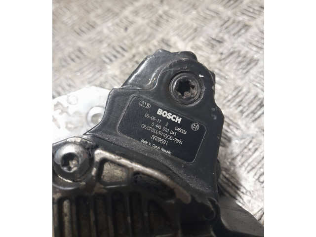 Vstřikovací čerpadlo 8689591, 0445010043   Volvo V70  pro naftový motor 2.4  