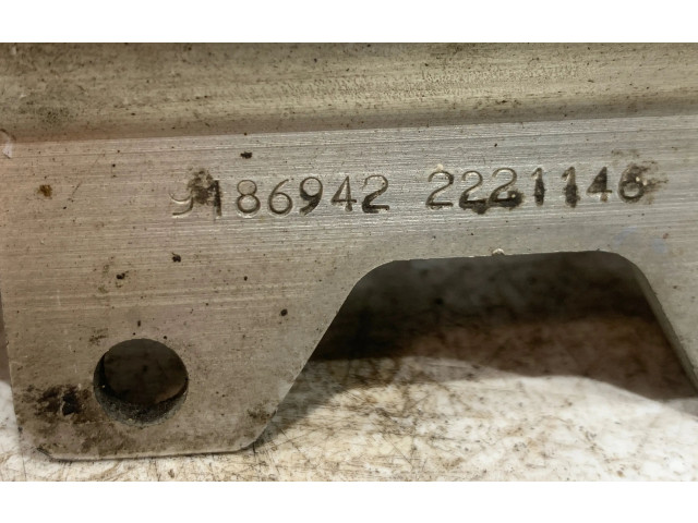 Vstřikovací lišta 9186942, 2221146   Volvo S60    B 5204 T5 