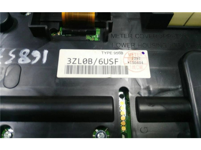 Přístrojová deska  Nissan Pulsar 2015 3ZL0B6USF, 0090059  