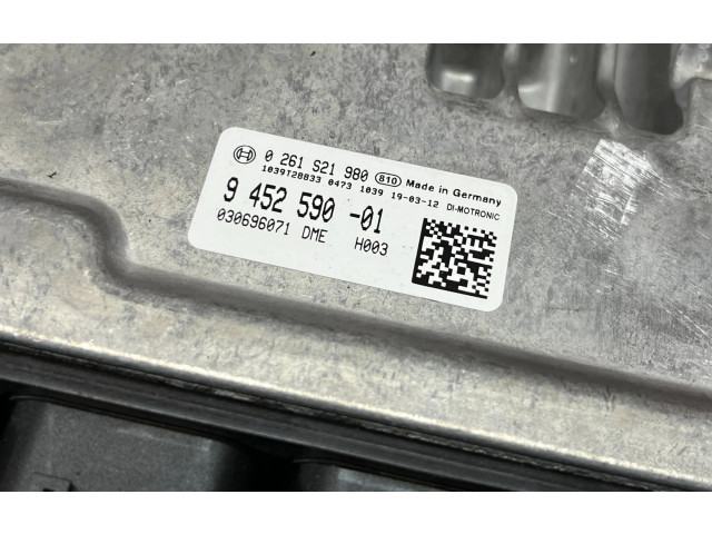 Řídící jednotka 9452590, 030696071   BMW 2 F46 2015
