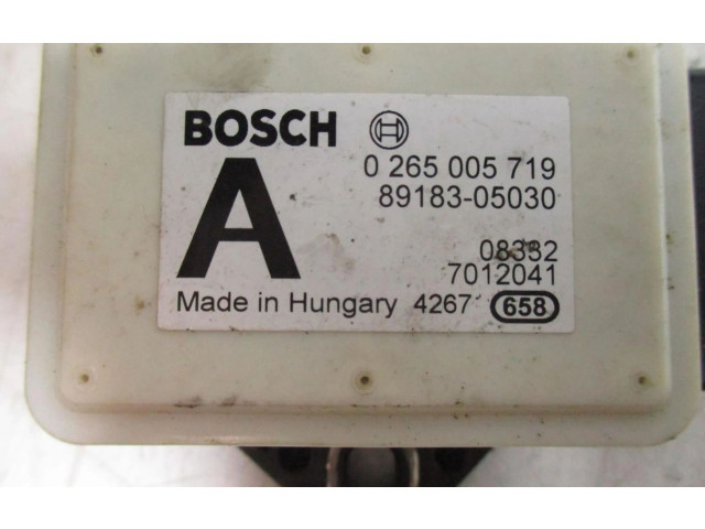Pojistková skříňka Řídící jednotka BSM 8918305030   Toyota Avensis T220 2009