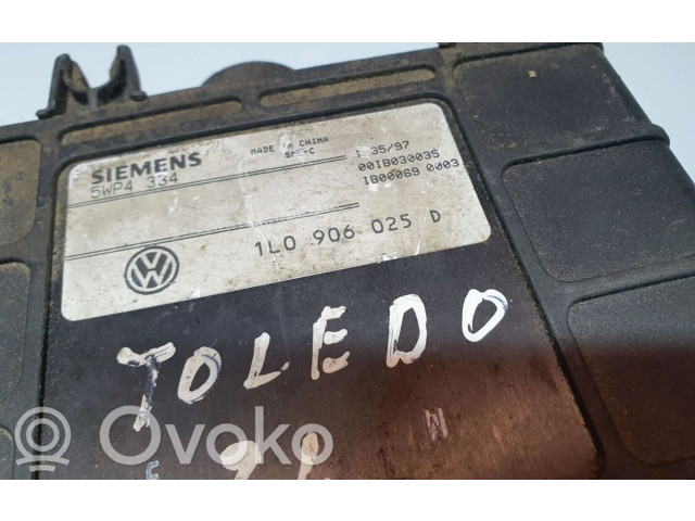 Řídící jednotka 1L0906025D, 5WP4334   Seat Toledo I (1L) 1995