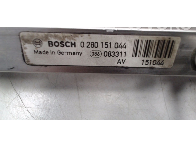 Vstřikovací lišta 0280151044, 00817713   Opel Corsa B     