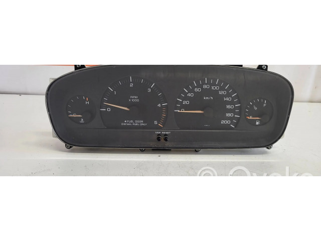 Панель приборов P04685268, 01692A   Chrysler Voyager       