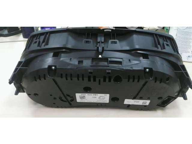 Přístrojová deska  Skoda Superb B8 (3V) 2016 3V0920751  