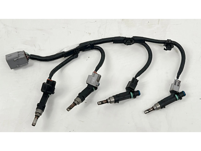 Vstřikovač 2325042090, 8212652010   Toyota Yaris     