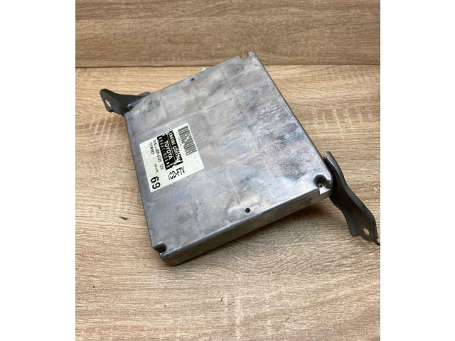 Řídící jednotka 8966105690, MB1758006325   Toyota Avensis T250 2003