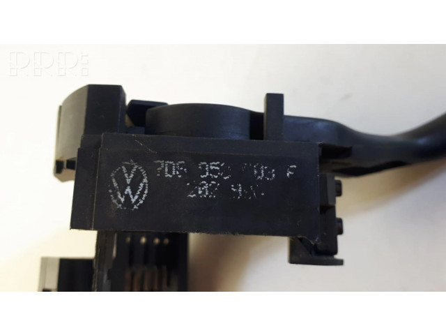 Ручка стеклоочистителей 703953503E   Volkswagen Transporter - Caravelle T4