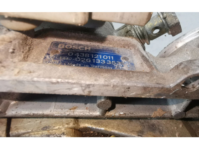 Vstřikovací lišta 0438121011, 026133353   Audi 80 90 B3     