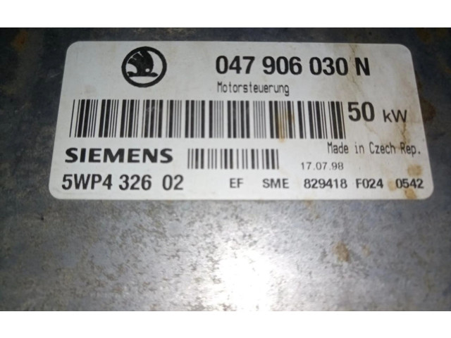 Блок управления двигателем Блок управления 047906030N   Skoda Felicia I