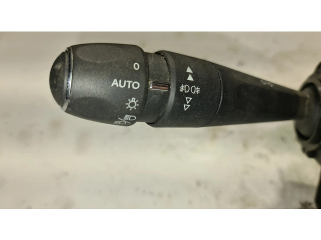Подрулевой переключатель 98000242ZD   Citroen DS5