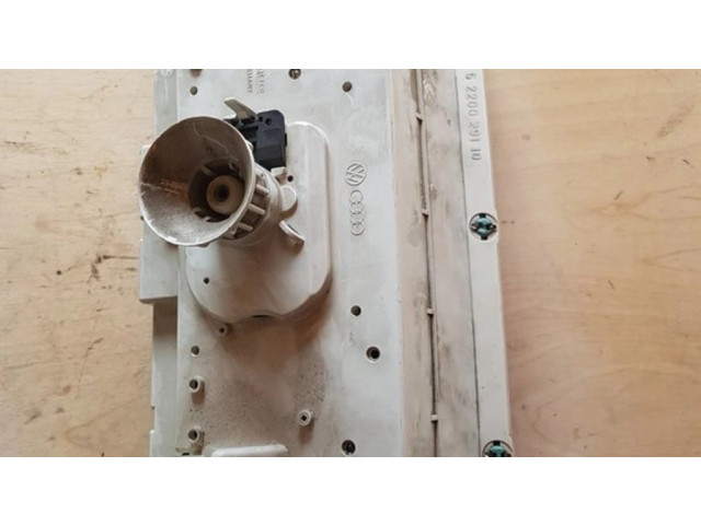 Přístrojová deska  Volkswagen PASSAT B3 1991 5220029110  