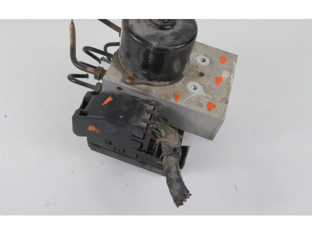 Jednotka ABS 30714952   Volvo V70 2005