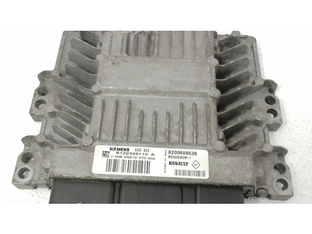 Блок управления двигателя 8200659536   Renault Megane II