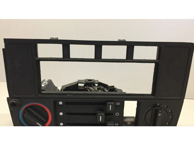 Блок управления климат-контролем 13756500, 13756532   BMW 3 E30