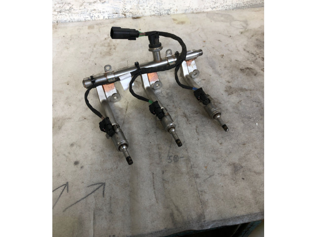 Vstřikovací lišta 32257109   Volvo XC40  pro benzínový motor 1.5  