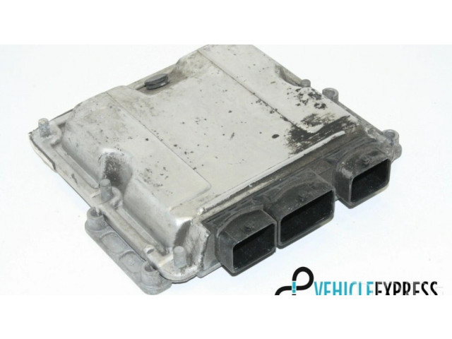 Блок управления двигателя 0281010592   Peugeot 306
