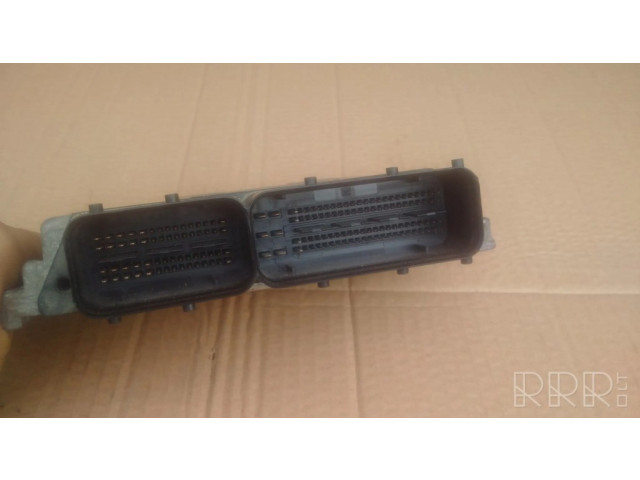 Блок управления двигателя 55204663, 0281013140   Alfa Romeo 159