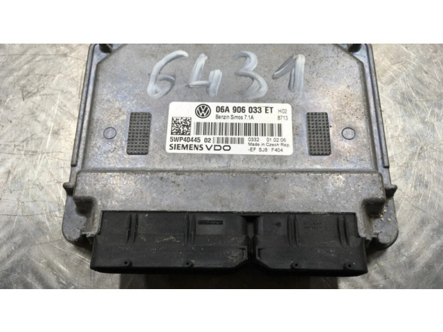 Блок управления двигателя 06A906033ET, 5WP40445   Volkswagen Touran I