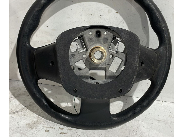 Volant Nissan Micra 2013   