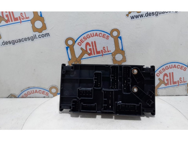 Блок предохранителей 82231XA00A, 157062   Subaru Tribeca    