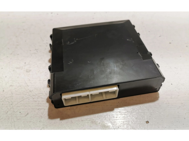 Блок управления климат-контролем 8865048060   Lexus RX 300