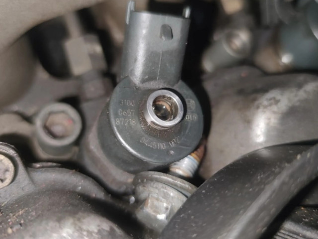 Форсунка 0445110002    Fiat Marea для дизельного двигателя  1.9