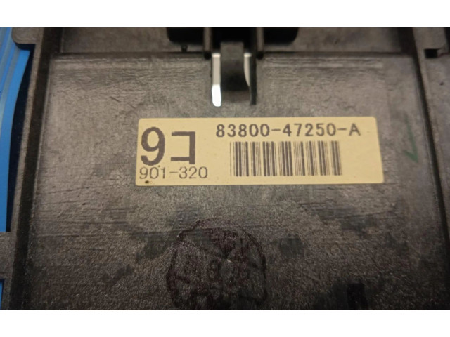 Панель приборов 8380047250A   Toyota Prius (NHW20)       