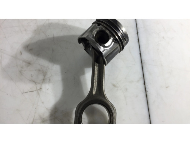 Píst 75L101   Ford Connect  pro naftový motor 1.6  