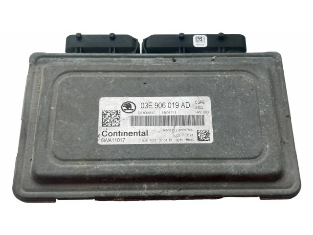Блок управления двигателя 03E906019AD, 03E906019C   Skoda Fabia Mk2 (5J)