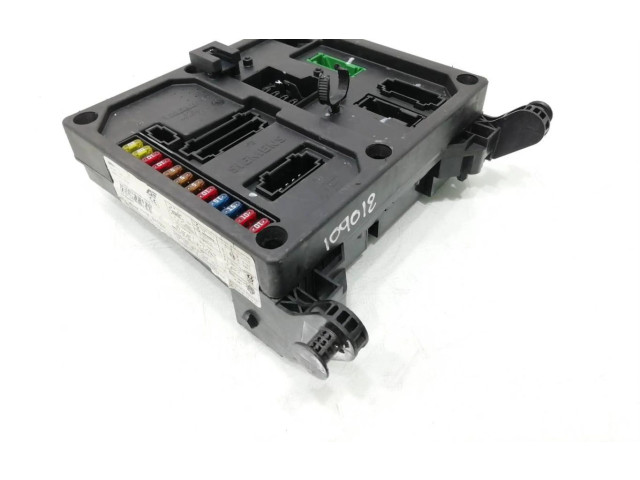 Блок предохранителей S108152001   Ford Galaxy    